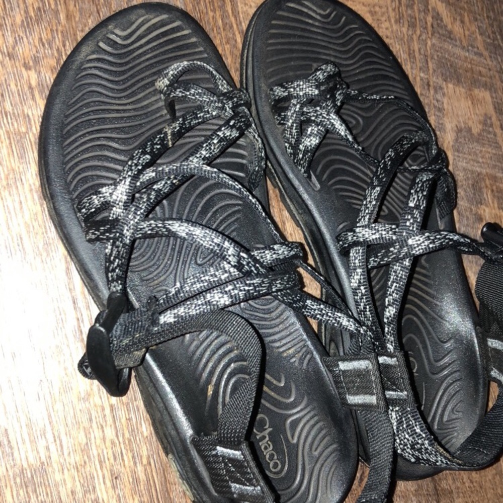 Black chacos